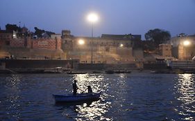 Yogi Lodge Varanasi India